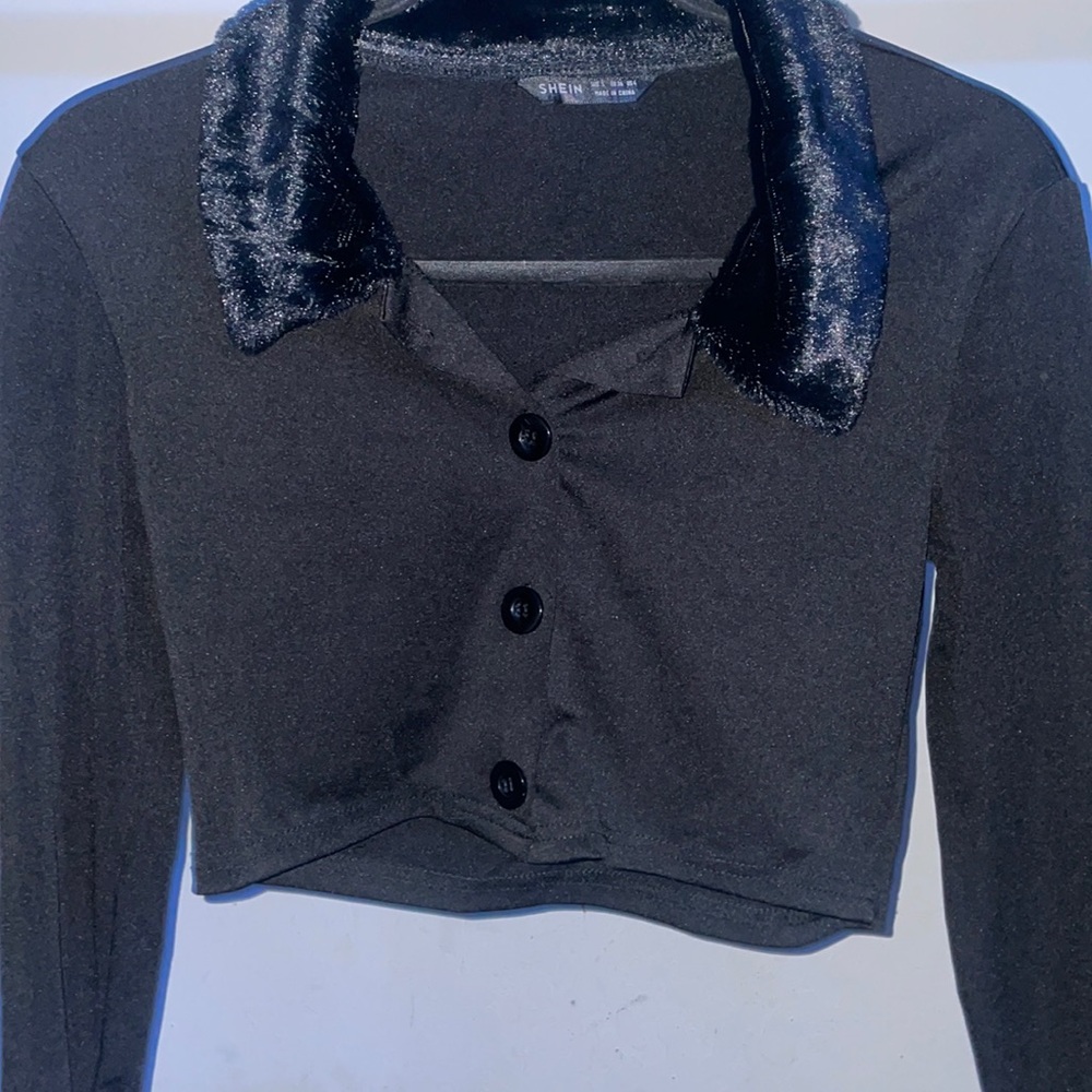 Black SHEIN size small cropped shirt